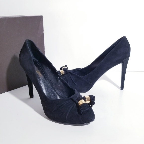 LOUIS VUITTON Knot Confident Black Suede Tassel Heel Pumps 37.5 - Picture 2 of 15